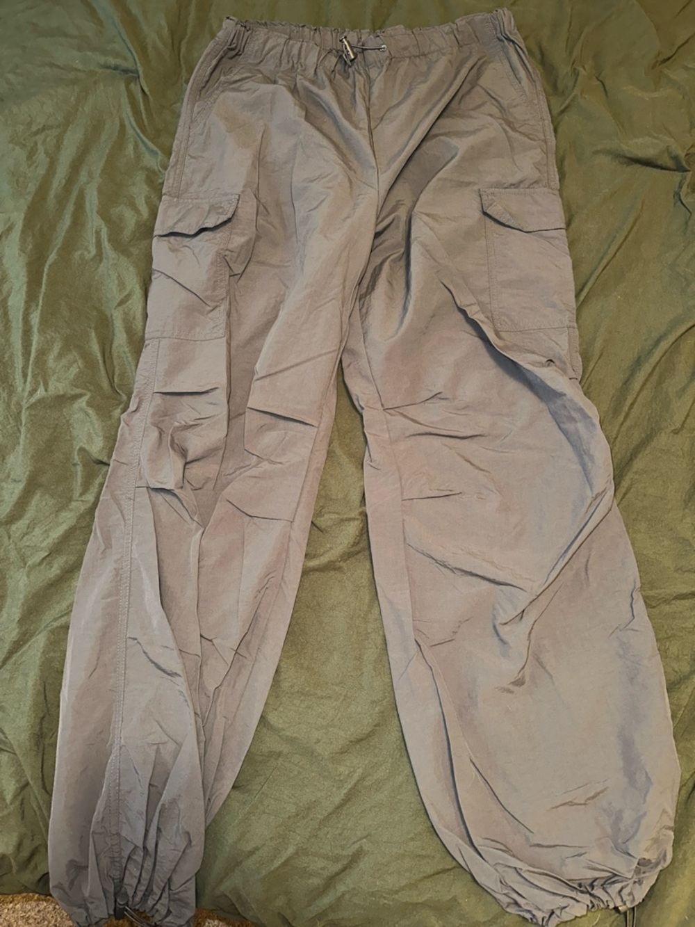 Love Tree Men's Cargo Pants in Light Gray with Drawstring Cuffs